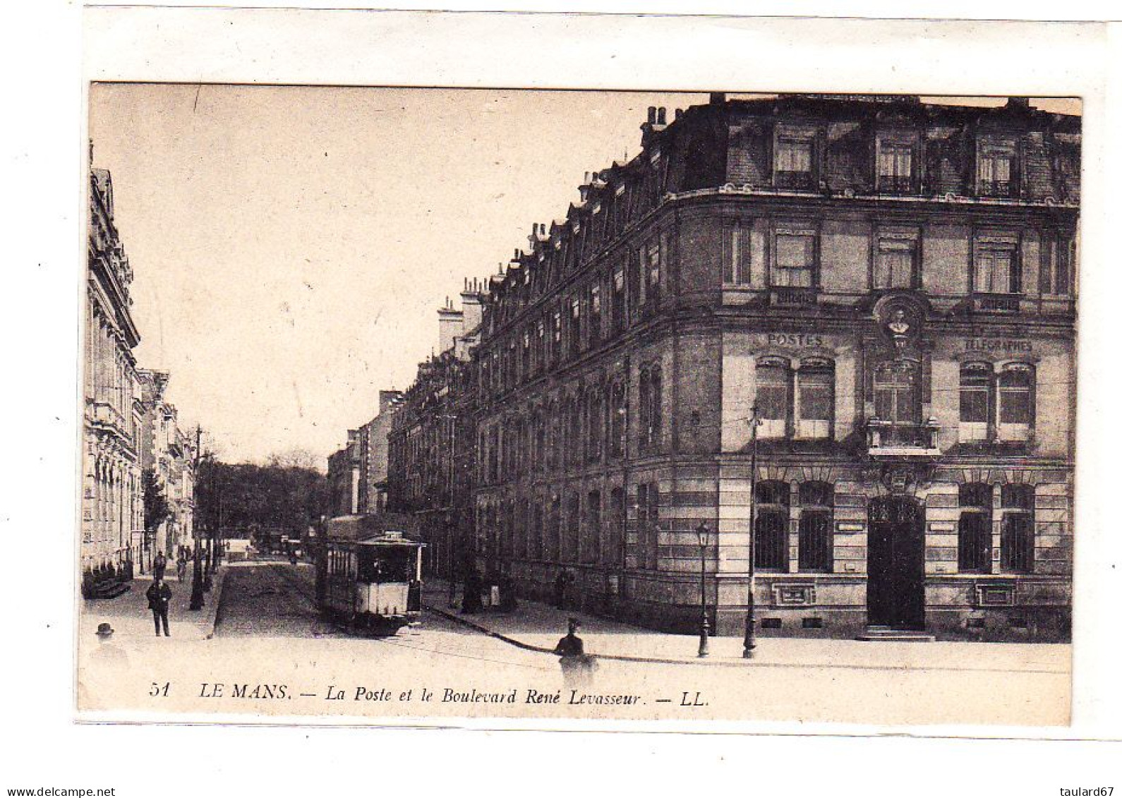 Le Mans La Poste Et Le Boulevard René Levasseur - Le Mans