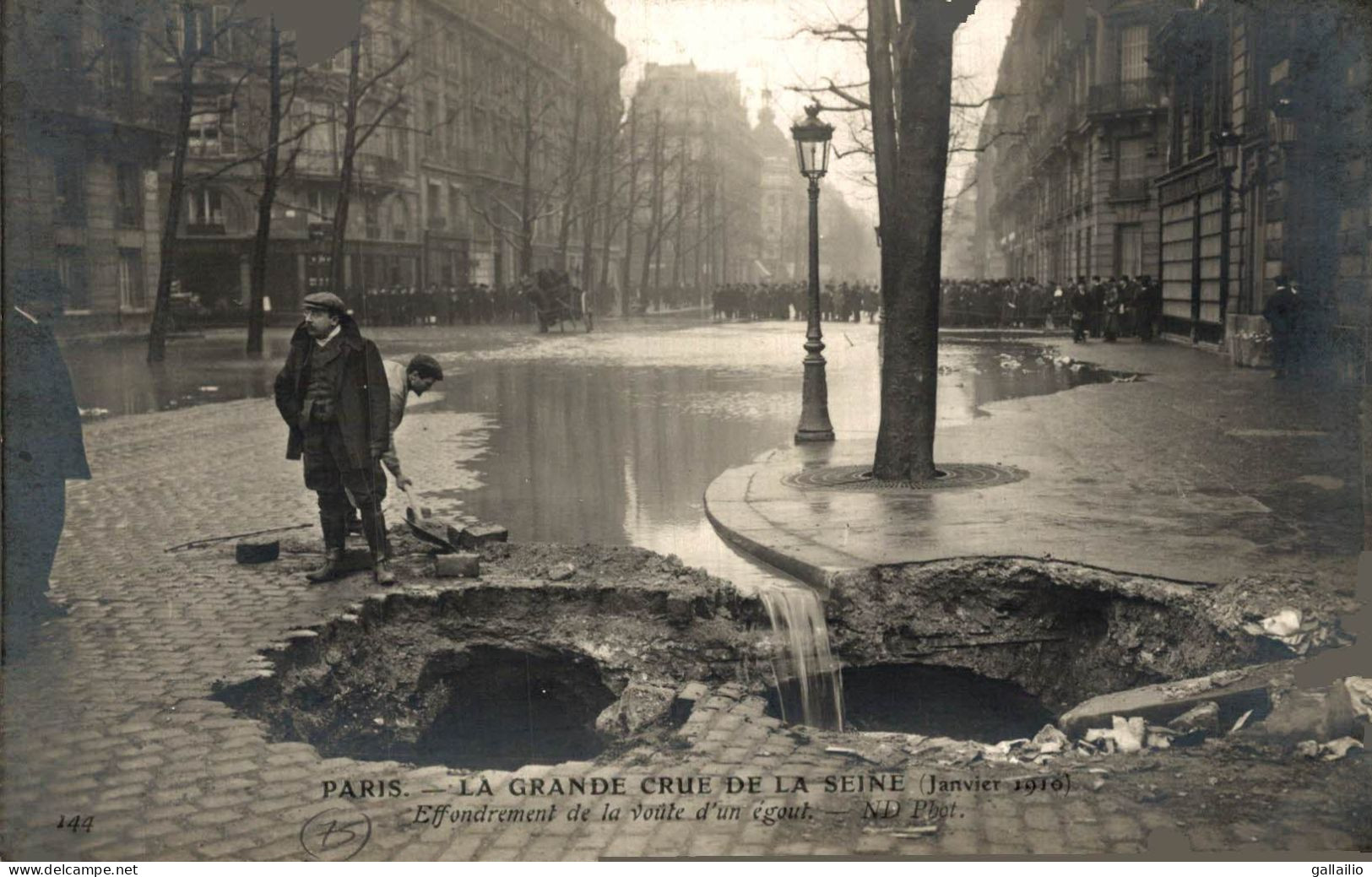 CRUE DE PARIS EFFONDREMENT DE LA VOUTE D'UN EGOUT - Überschwemmung 1910