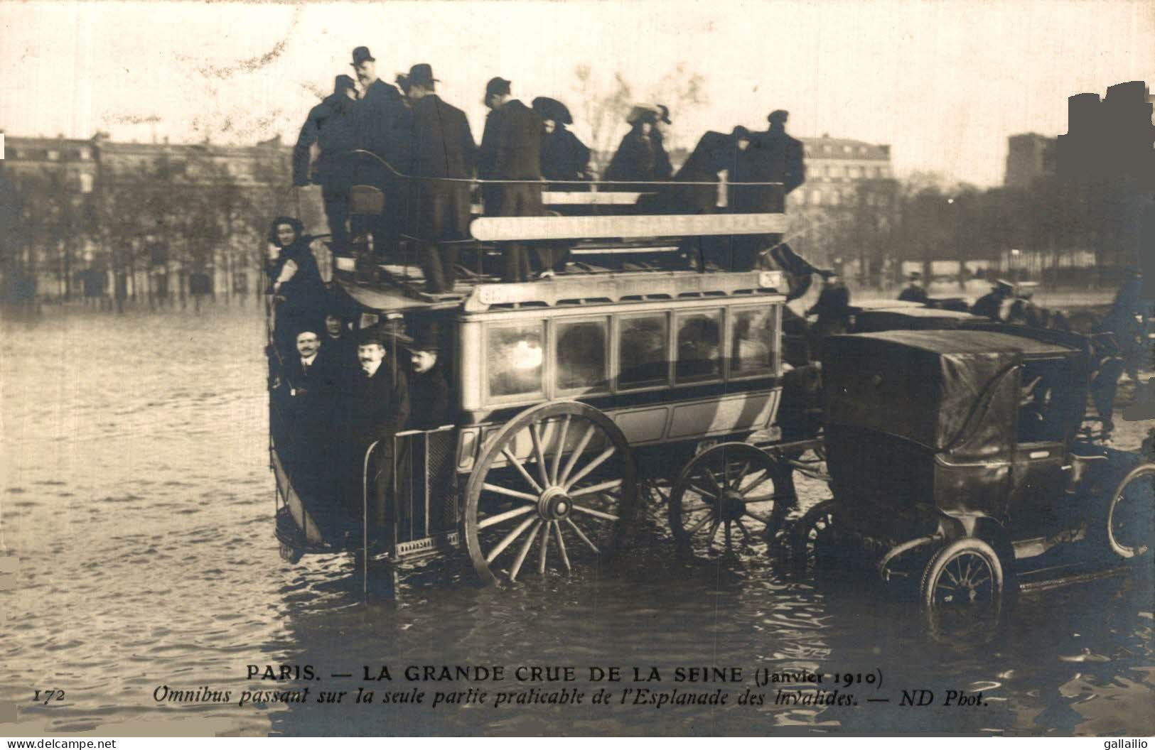 PARIS GRANDE CRUE DE LA SEINE OMNIBUS PASSANT ESPLANADE DES INVALIDES - Paris Flood, 1910