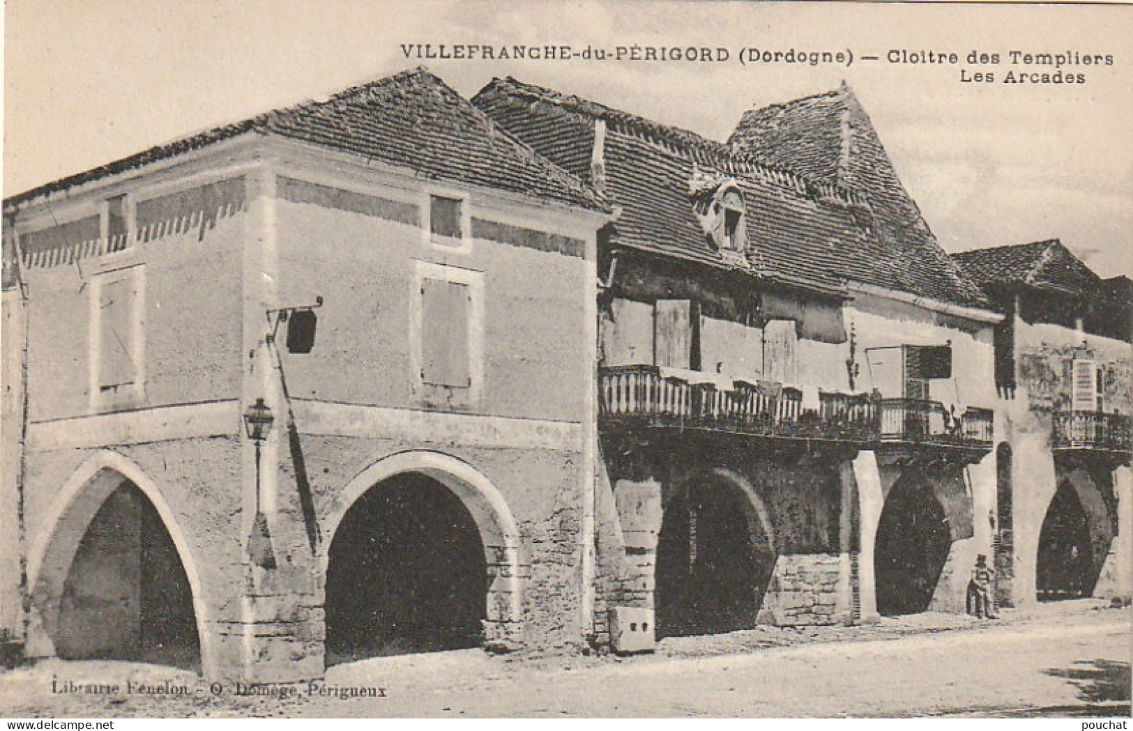 QU 1-(24) VILLEFRANCHE DU PERIGORD - CLOITRE DES TEMPLIERS - LES ARCADES - CARTE " AU BON MARCHE " , MAISON MARANGE-  - Autres & Non Classés