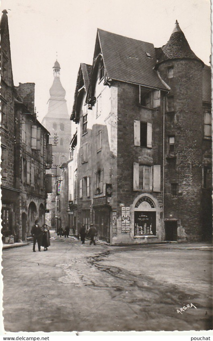 QU 2-(24) SARLAT - ANCIENNES MAISONS PLACE DE LA LIBERTE - 2 SCANS - Sarlat La Caneda