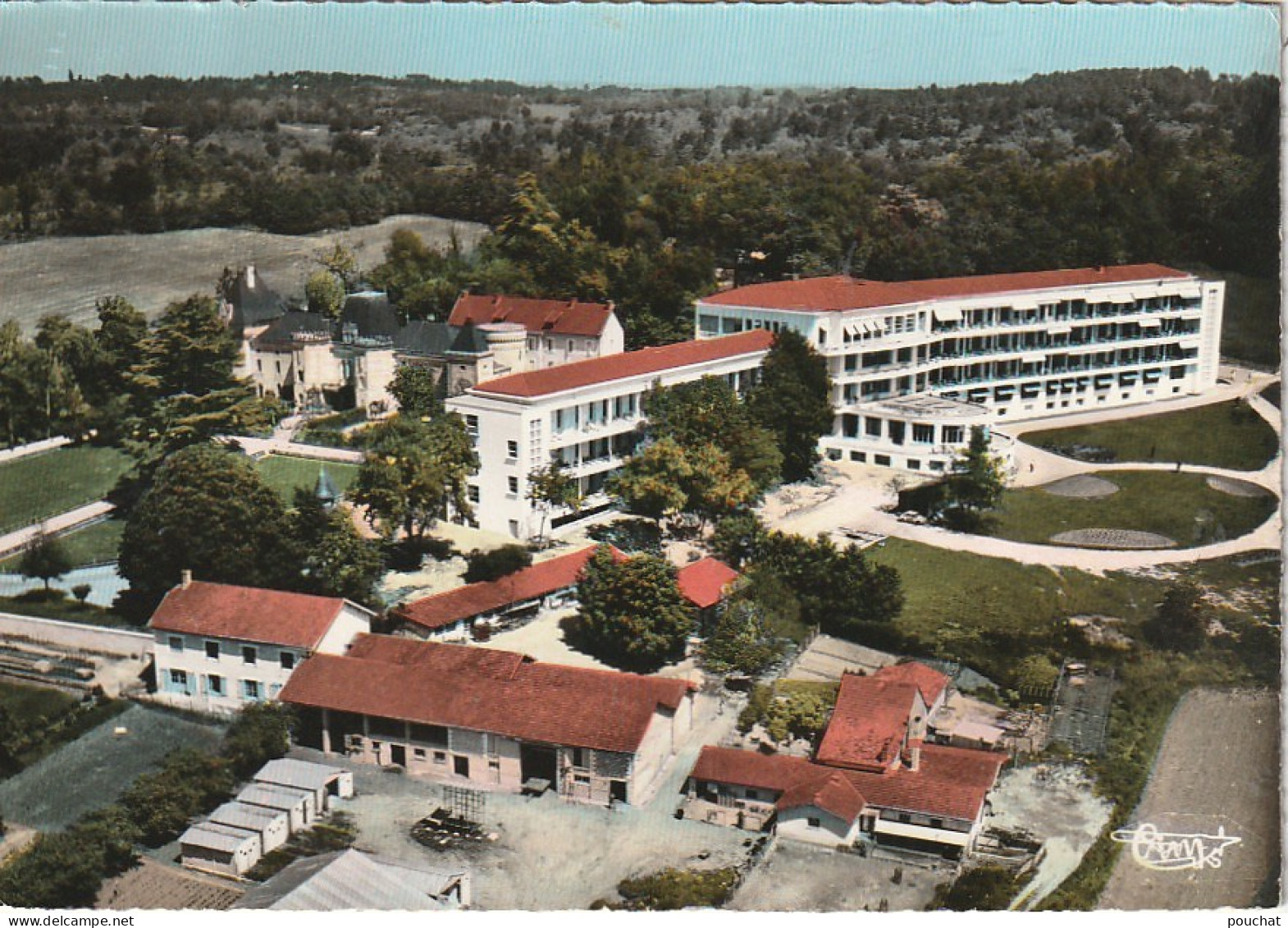 QU 4-(24) SAINT PRIVAT DES PRES - LA MEYNARDIE - VUE AERIENNE - CARTE COULEURS - 2 SCANS - Autres & Non Classés