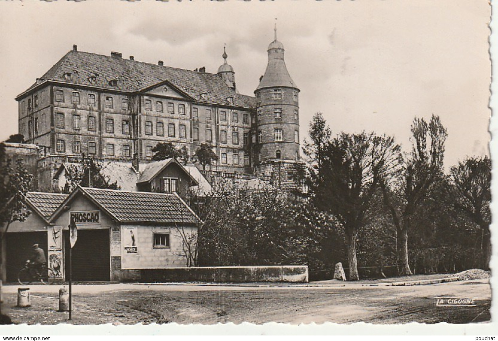 QU 5-(25) MONTBELIARD - LE CHATEAU DEPUIS L' AVENUE WILSON - 2 SCANS - Montbéliard