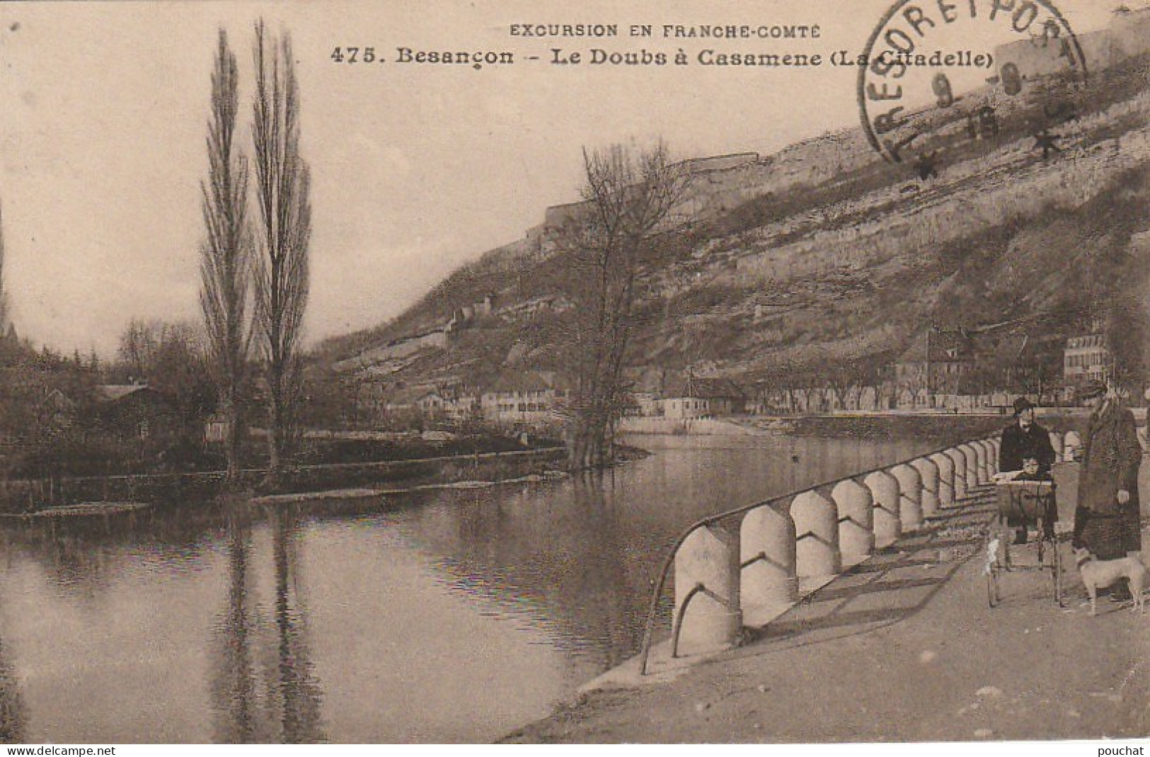 QU 5-(25) BESANCON - LE DOUBS A CASAMENE ( LA CITADELLE ) - 2 SCANS - Besancon