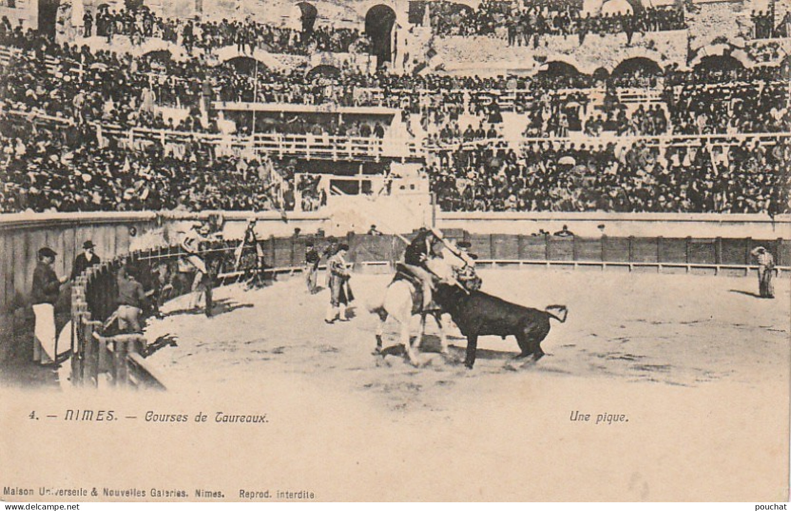 QU 14-(30) NIMES -UNE COURSE DE TAUREAUX - UNE PIQUE - 2 SCANS  - Nîmes