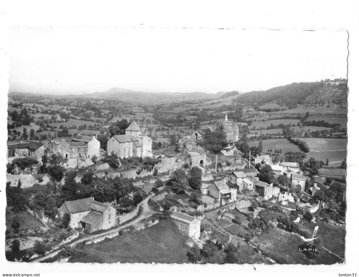 DEPT 12 - EN AVION AU DESSUS De........... LAROQUE - Vue Générale - TOUL 7 - - Sonstige & Ohne Zuordnung