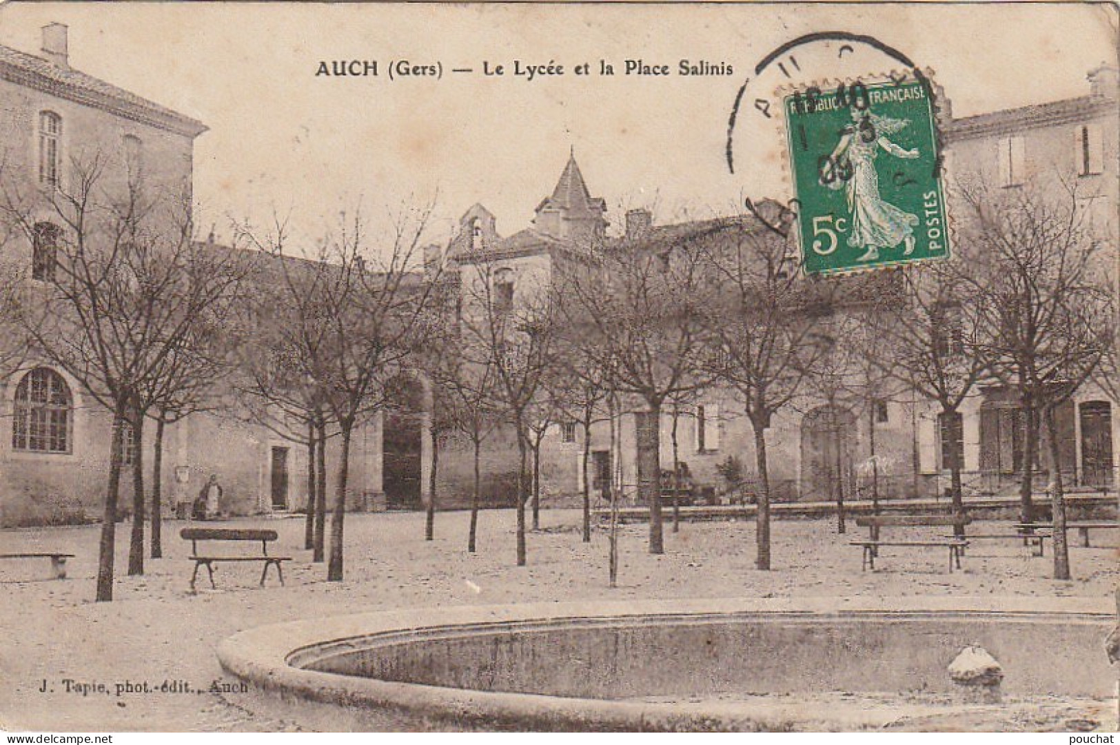 QU 17-(32) AUCH - LE LYCEE ET LA PLACE SALINIS - 2 SCANS - Auch