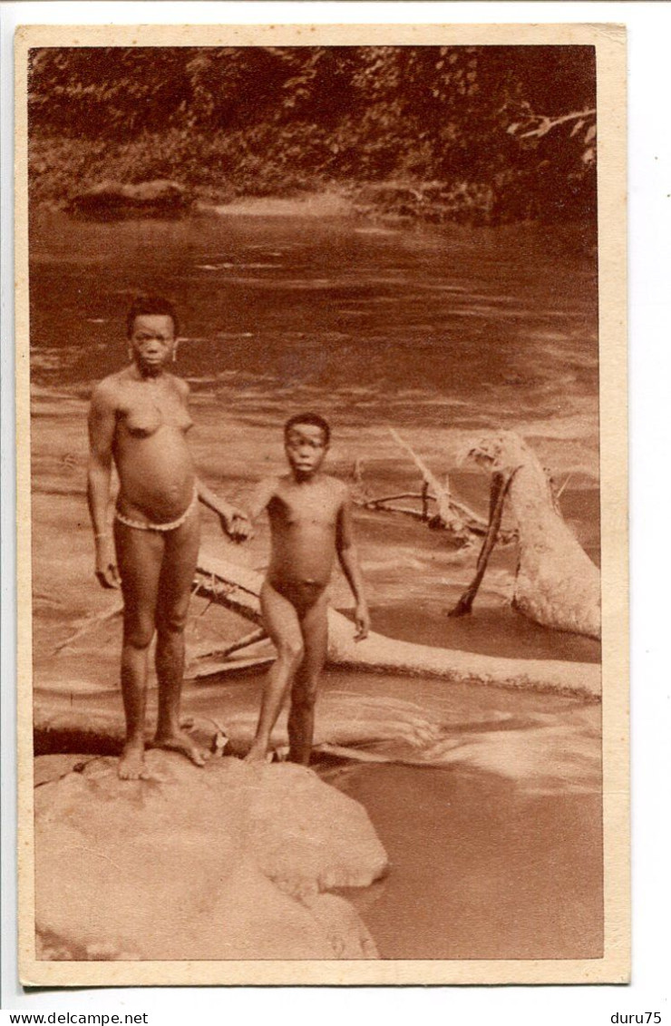 Nu Ethnique CAMEROUN CP Ecrite à Yaoundé En 1935 * DOUALA Jeunes Filles - Camerun