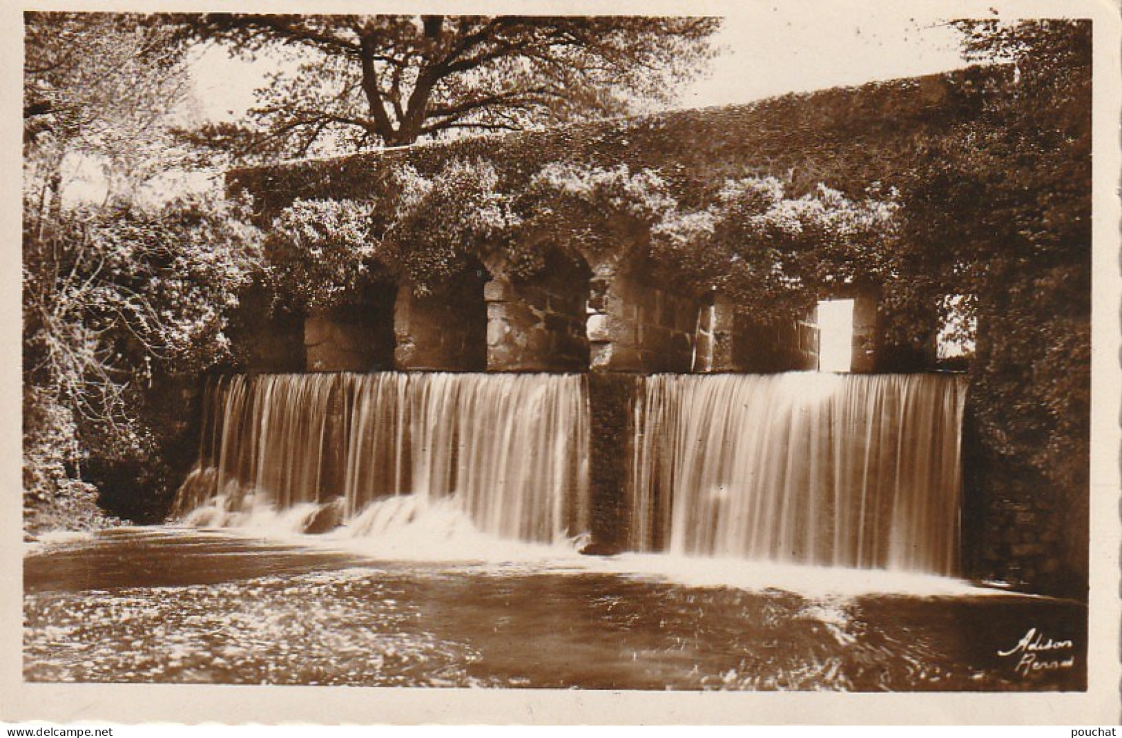 RE 4-(35) LIFFRE - LE PONT ROMAIN DES ETANGS DE CHEVRE - COTE NORD - 2 SCANS - Other & Unclassified