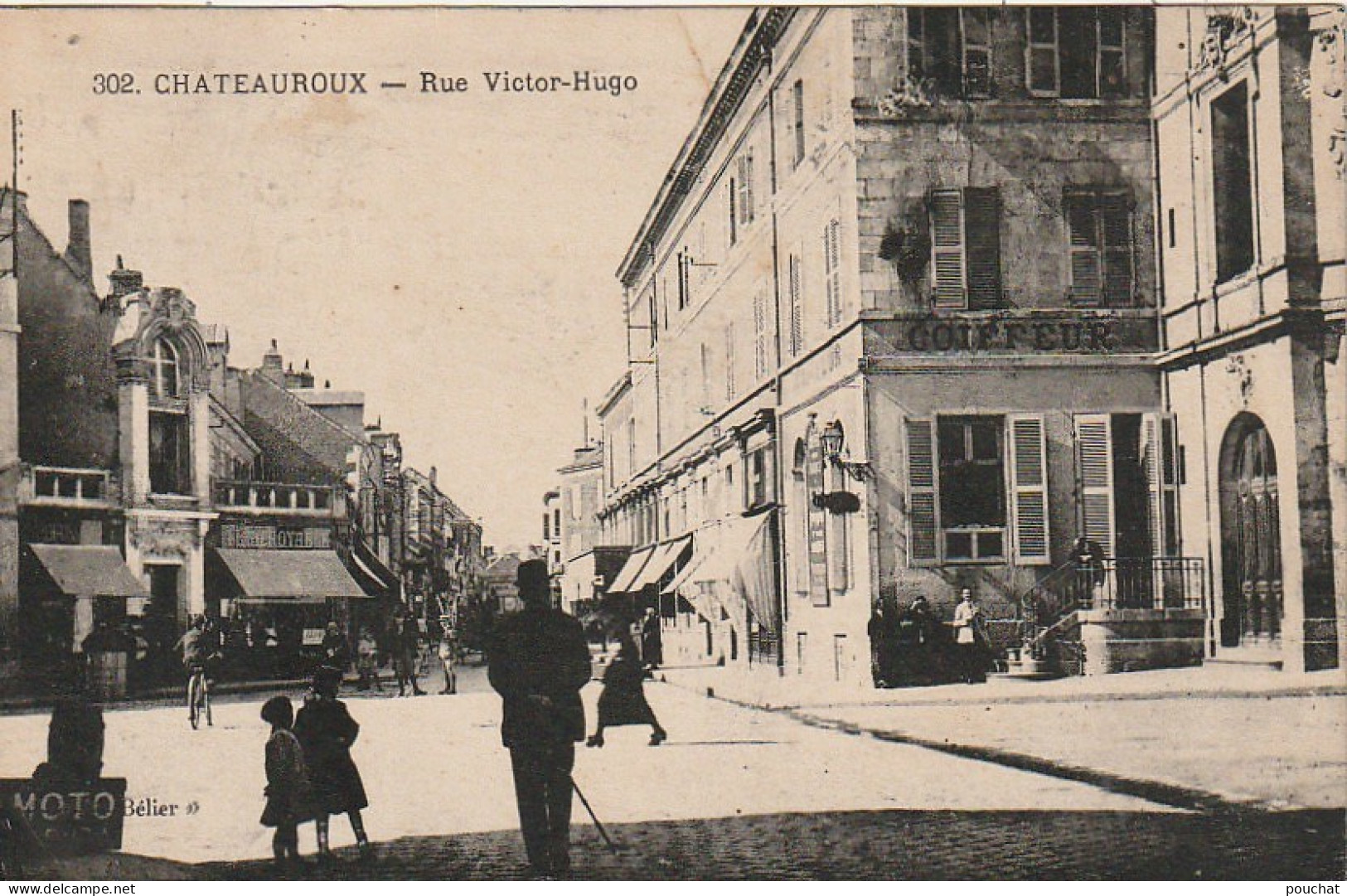 RE 6-(36) CHATEAUROUX - RUE VICTOR HUGO - COMMERCES - ANIMATION - 2 SCANS - Chateauroux