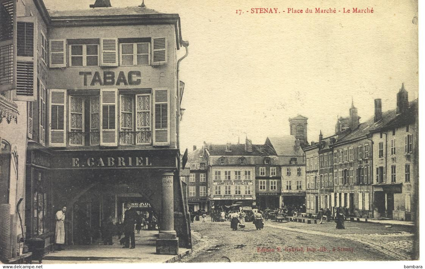 STENAY - Place Du Marché - Le Marché. - Stenay