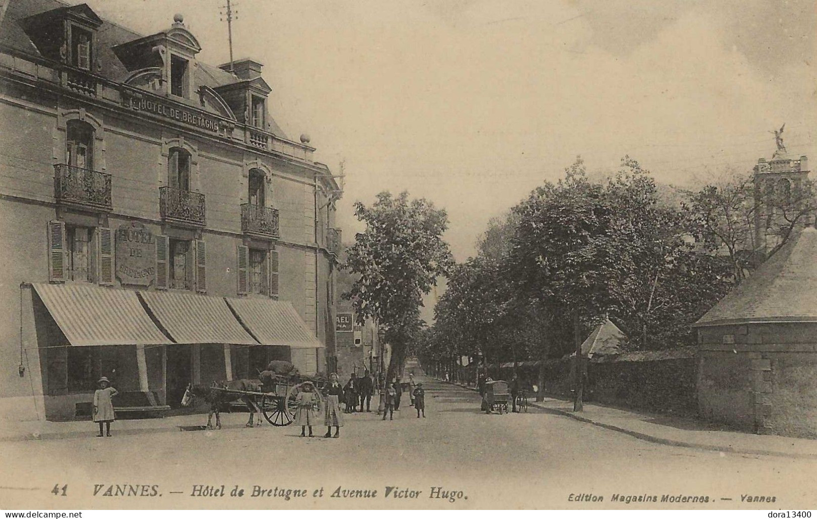 CPA56- VANNES- Hotel De Bretagne Et Avenue Victor Hugo - Vannes