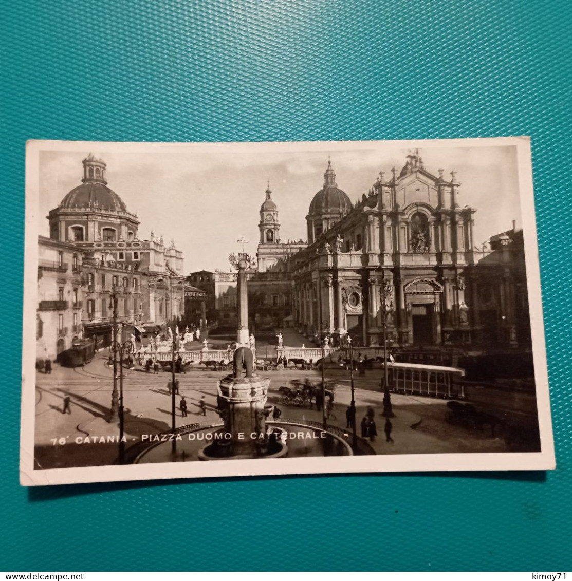 Cartolina Catania - Piazza Duomo E Cattedrale. Viaggiata 1946 - Catania