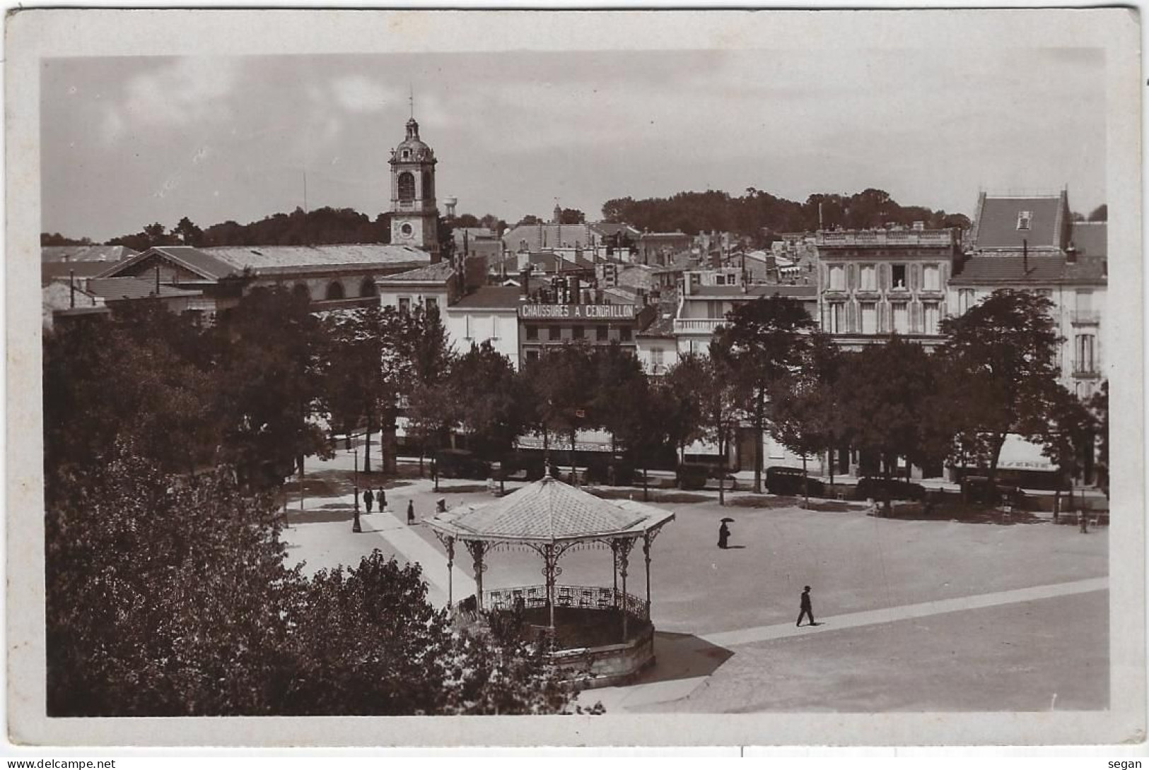 ROCHEFORT SUR MER  PLACE COLBERT  ANNEE 1936 - Rochefort