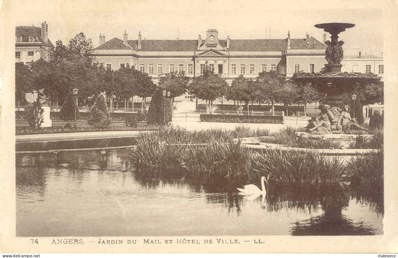 CPA - ANGERS - JARDIN DU MAIL ET HOTEL DE VILLE - Angers