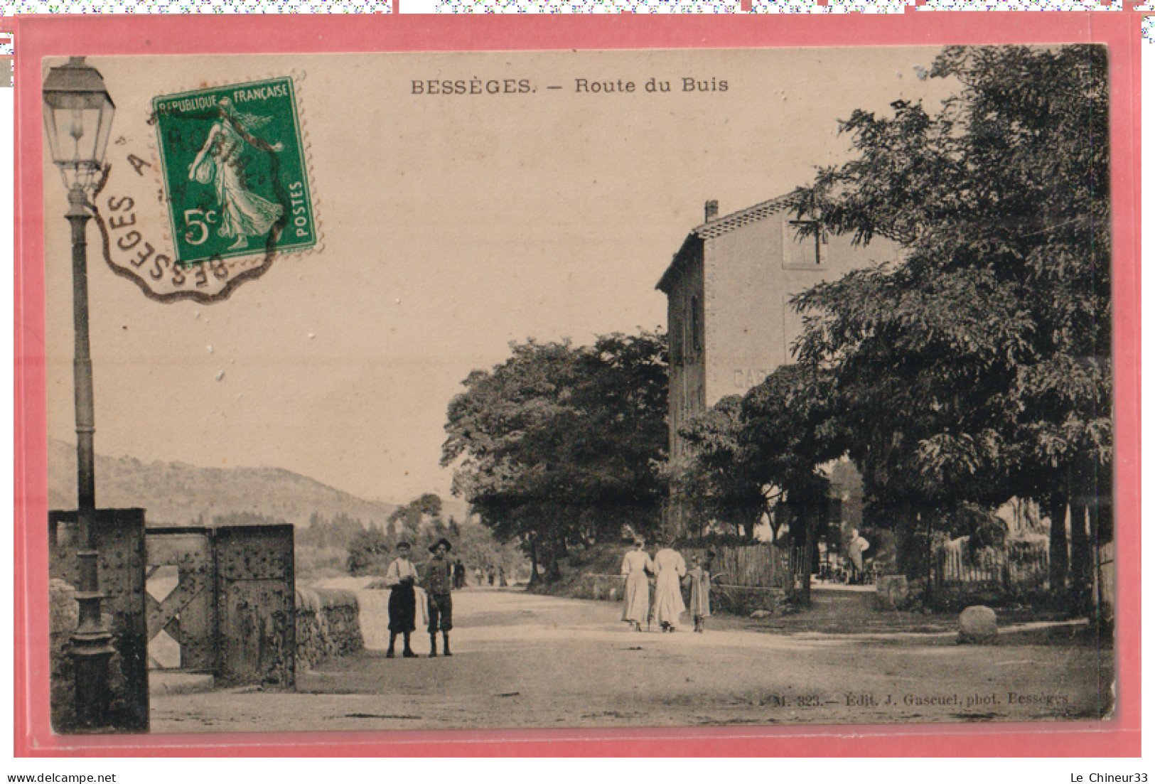 30 - BESSEGES --Route Du Bois -- Animé - Bessèges