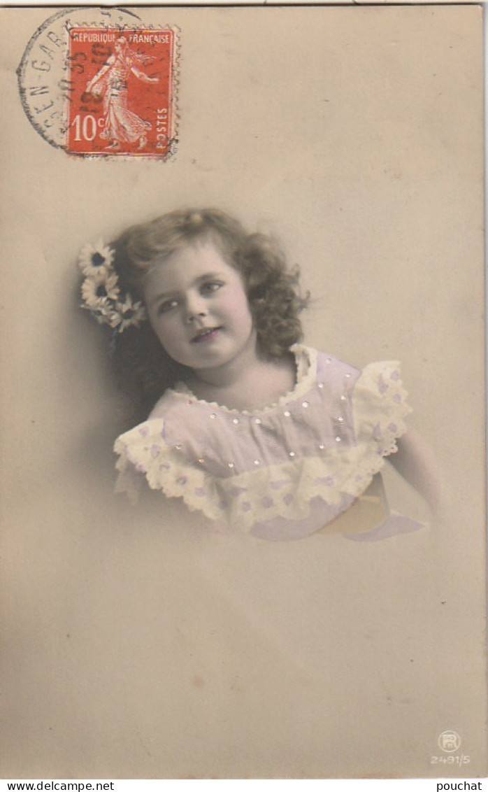 RE 15- LOT DE 2 CARTES PHOTOS - PORTRAITS DE FILLETTE : RIEUSE , PENSIVE - 4 SCANS - Portretten