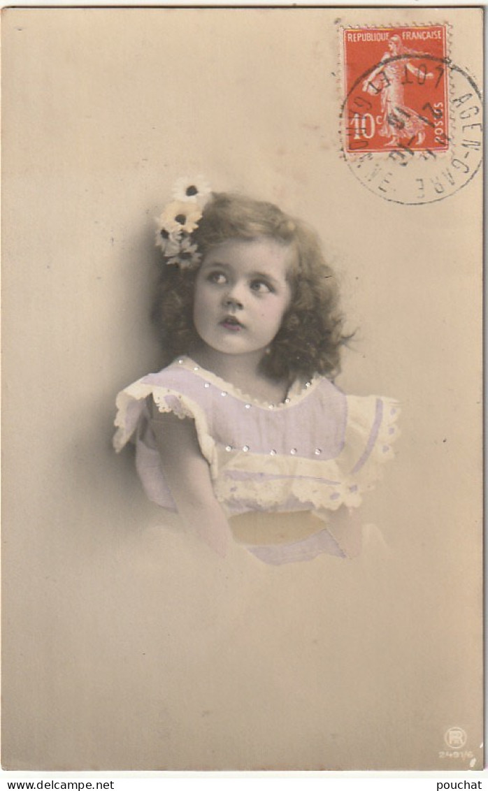 RE 15- LOT DE 2 CARTES PHOTOS - PORTRAITS DE FILLETTE : RIEUSE , PENSIVE - 4 SCANS - Portretten