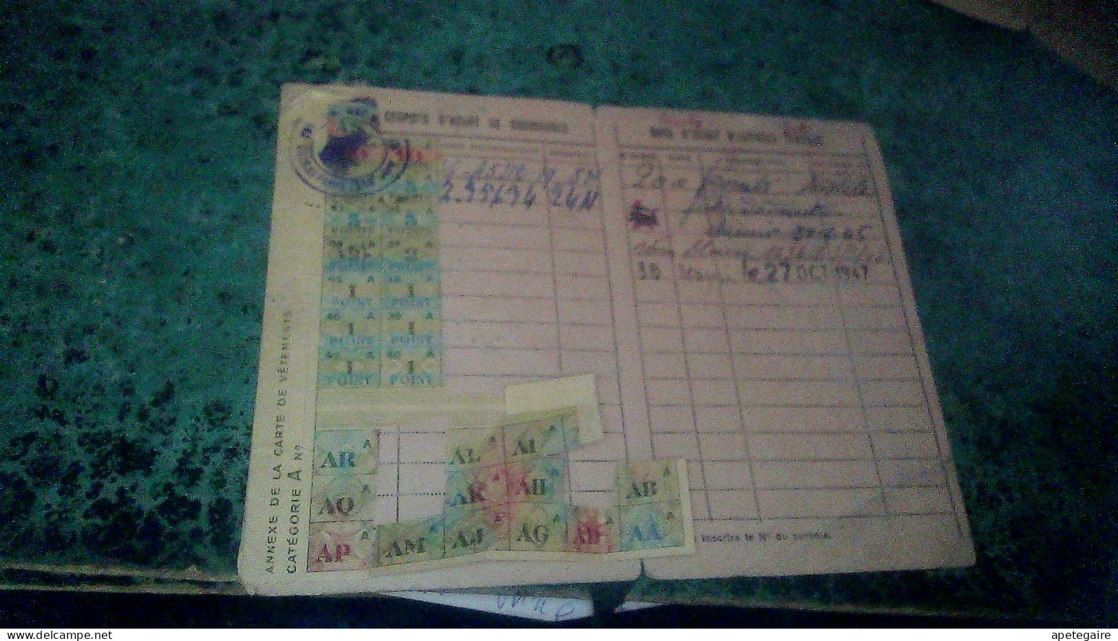 Ville De Paris Vieux Papier Carte De Rationnement Avec Tickets Pour Des Chaussures 1946 - Unclassified