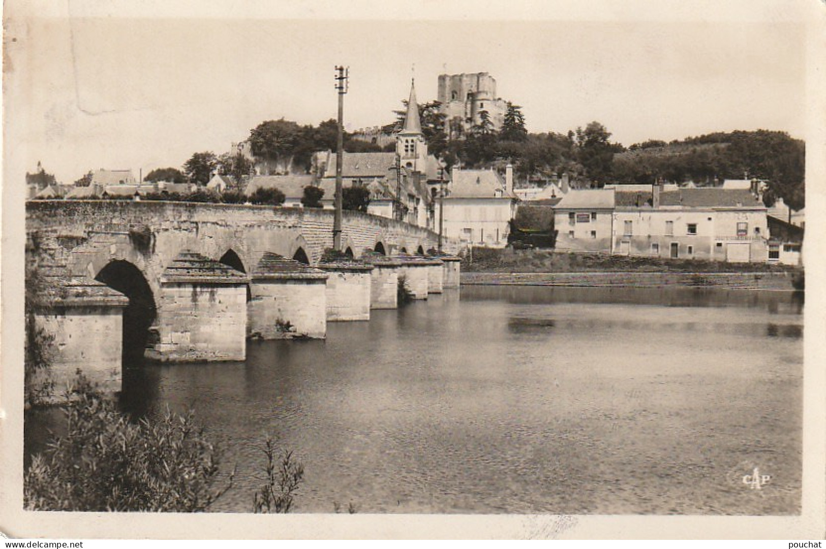 SO 1-(41) MONTRICHARD - LE PONT , L' EGLISE ET LE CHATEAU FEODAL - 2 SCANS - Montrichard