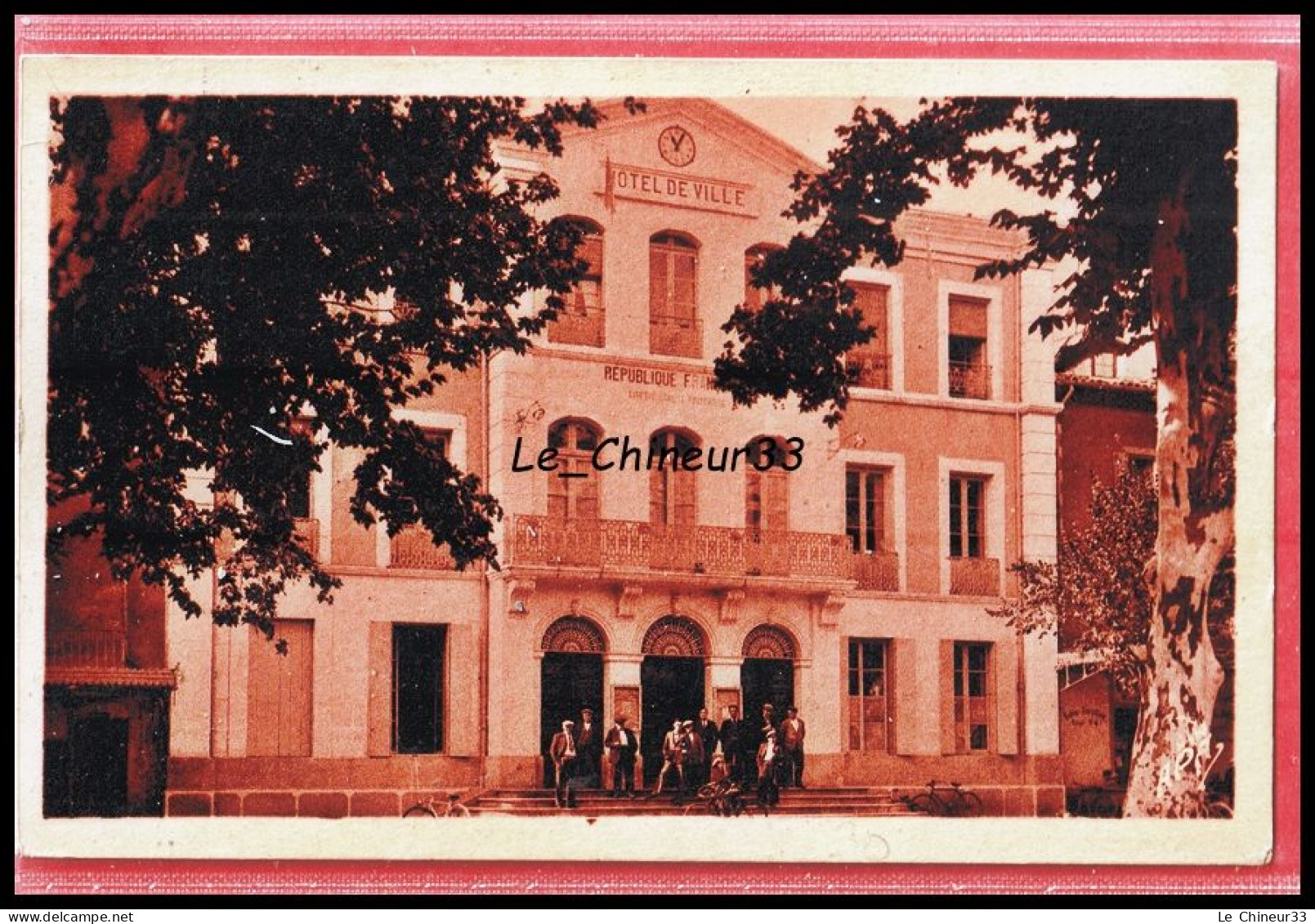 30 - BESSEGES --L'Hotel De Ville ---sépia----animé - Bessèges