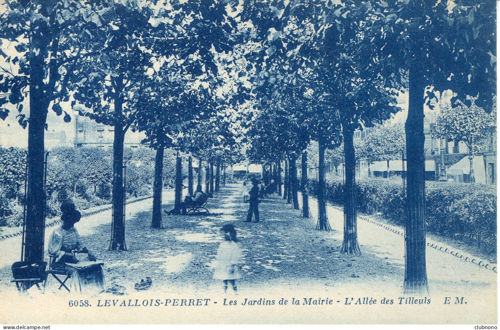 CPA -  LEVALLOIS-PERRET - JARDINS DE LA MAIRIE - ALLEE DES TILLEULS - Levallois Perret