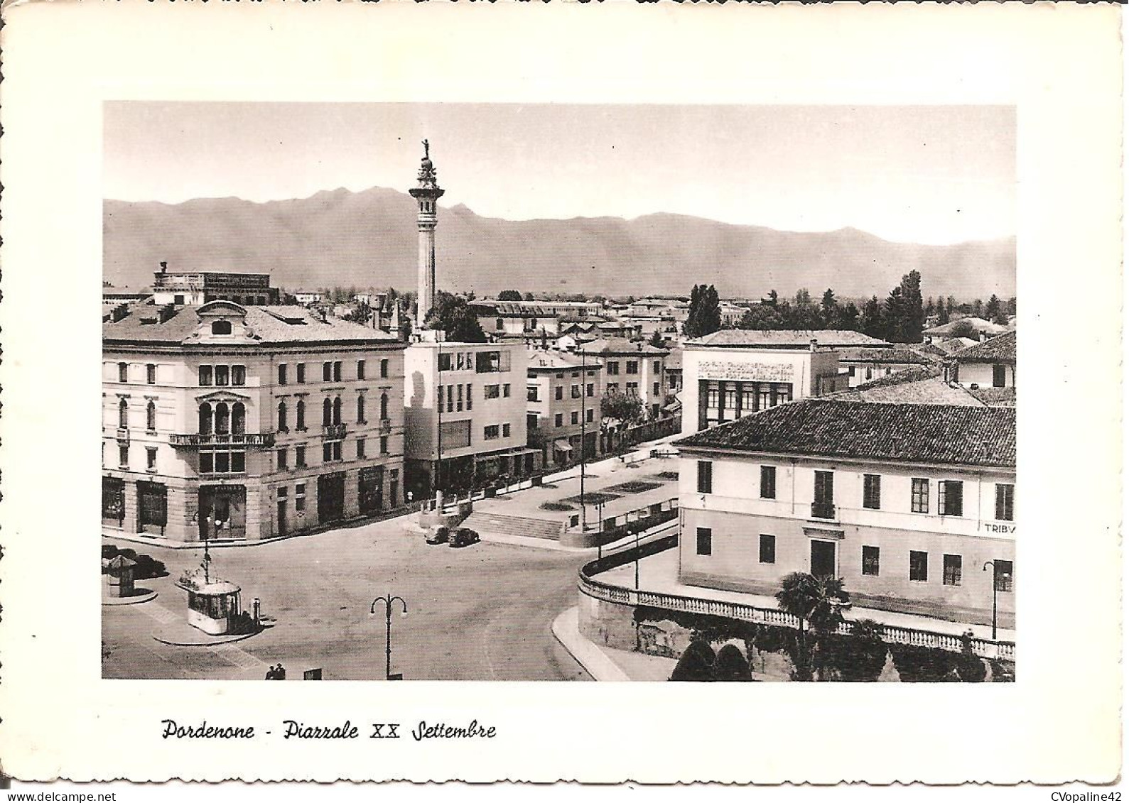 PORDENONE (Friuli-Venezia Giulia) Piazzale XX Settembre En 1955 - Pordenone