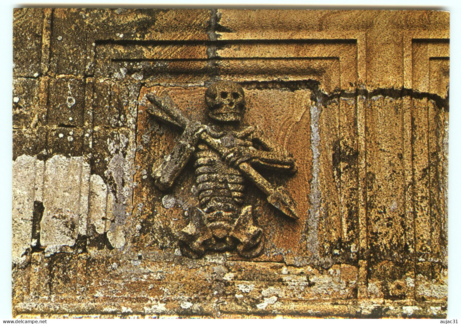 Dép 29 - Ploudiry - Représentation De La Mort Sur La Façade De L'ossuaire - Bon état Général - Sonstige & Ohne Zuordnung