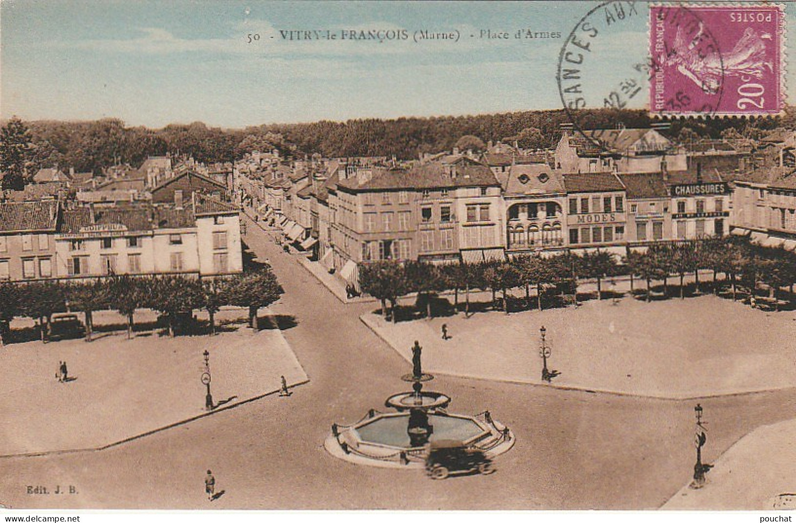 SO 15-(51) VITRY LE FRANCOIS - PLACE D' ARMES - VUE GENERALE - CARTE COLORISEE - 2 SCANS - Vitry-le-François