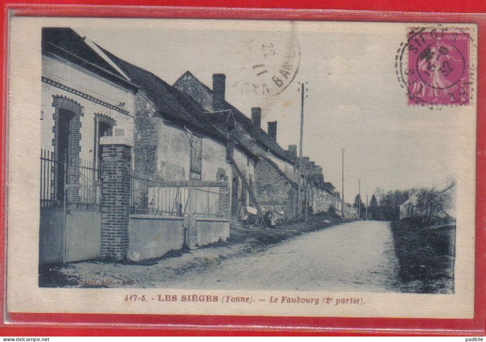 Carte Postale 89. Les Sièges  Le Faubourg  Très Beau Plan - Autres & Non Classés