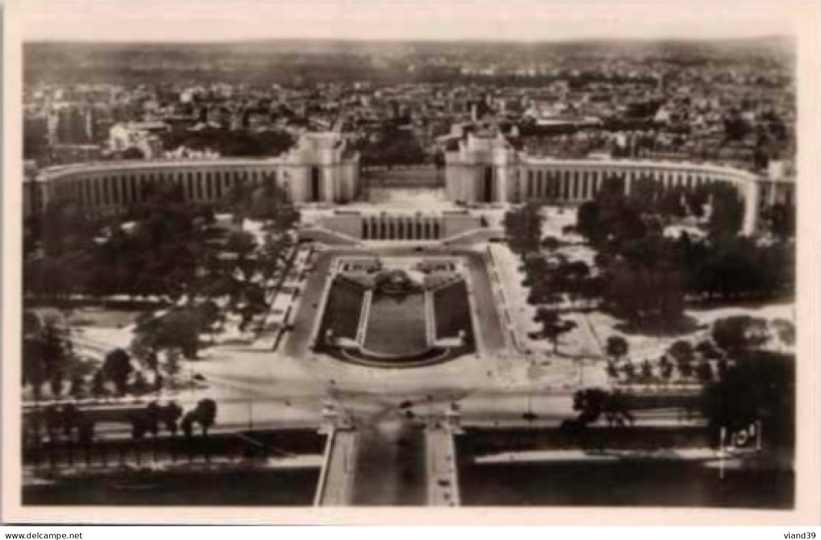 PARIS. -  Le Palais De Chaillot.    Non Circulée - Other Monuments