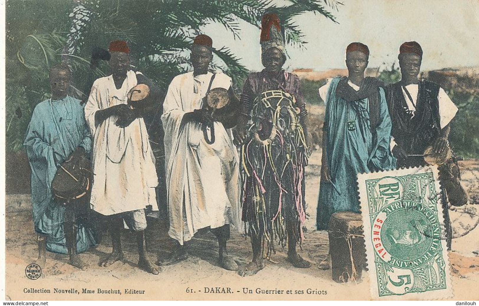 SENEGAL   DAKAR  Un Guerrier Et Ses Giots   Edit Bouchut  61 - Sénégal