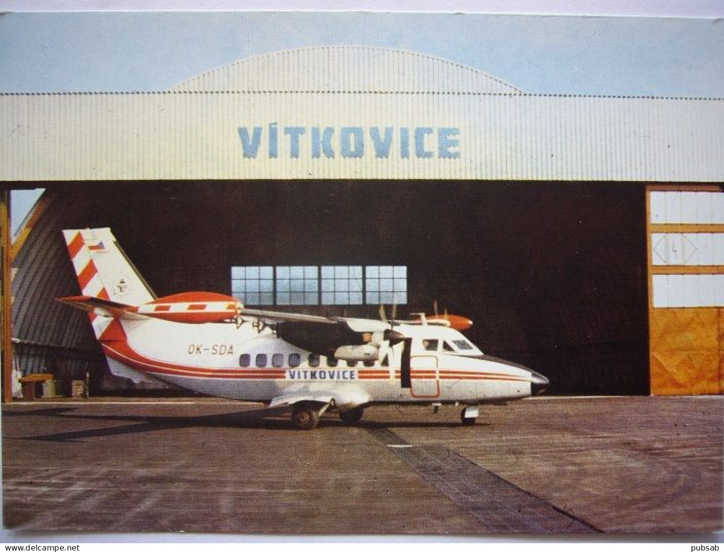 Avion / Airplane / Vitkovice Air / L 410 UVP-E / Registered As OK-SDA - 1946-....: Era Moderna