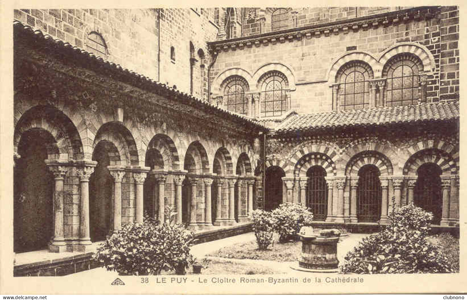 CPA - LE PUY - CLOITRE ROMAN-BYZANTIN DE LA CATHEDRALE - Le Puy En Velay