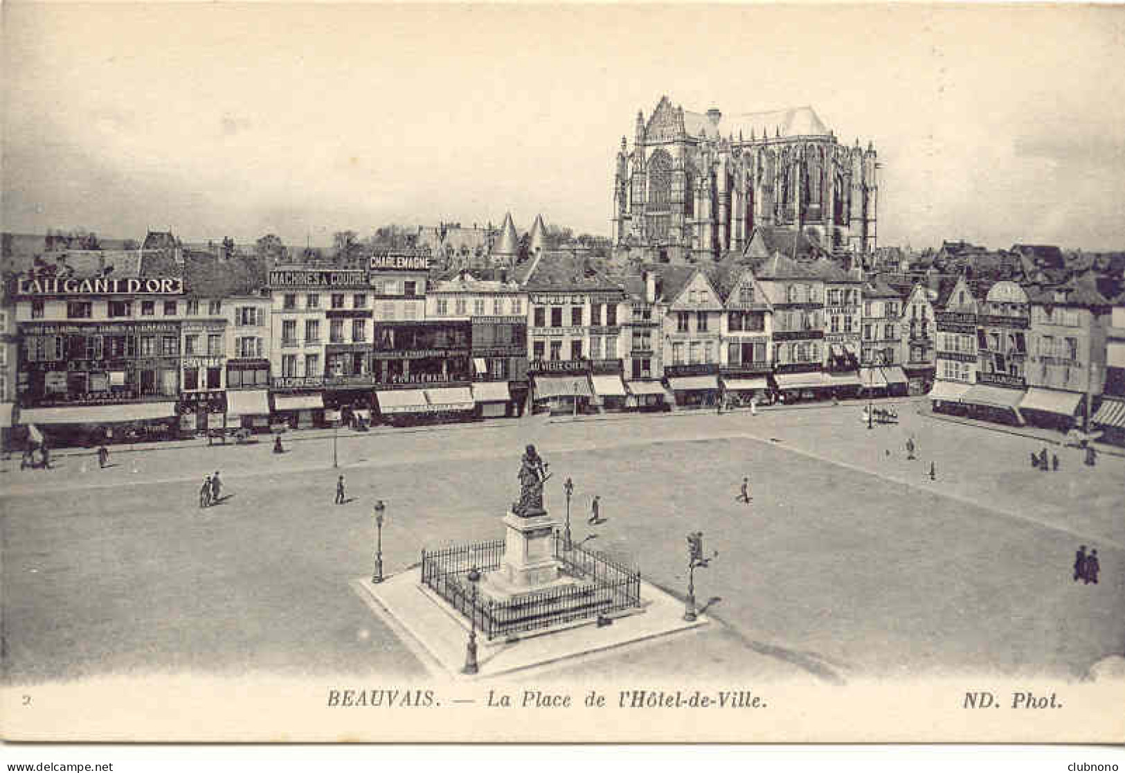 CPA - BEAUVAIS - PLACE DE L'HOTEL DE VILLE (IMPECCABLE) - Beauvais