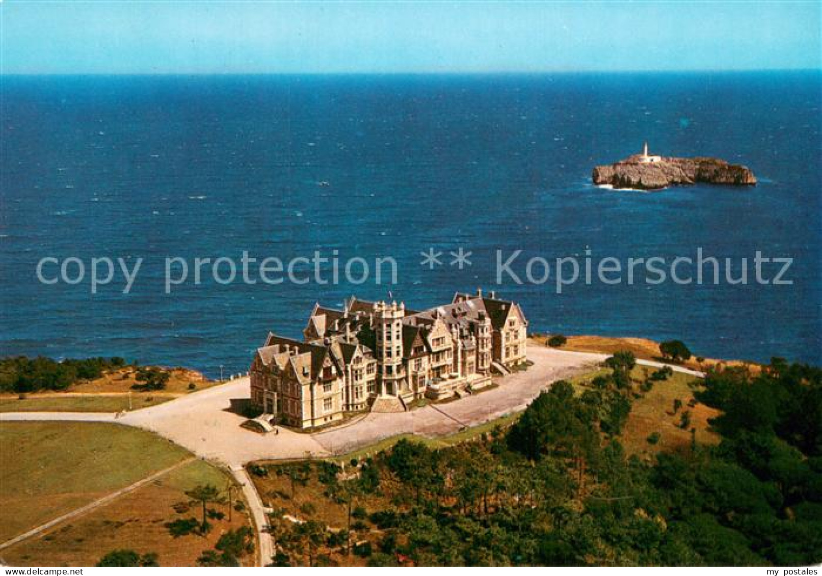 73722813 Santander Palace Of Magdalena And Moor Lighthouse Santander - Sonstige & Ohne Zuordnung