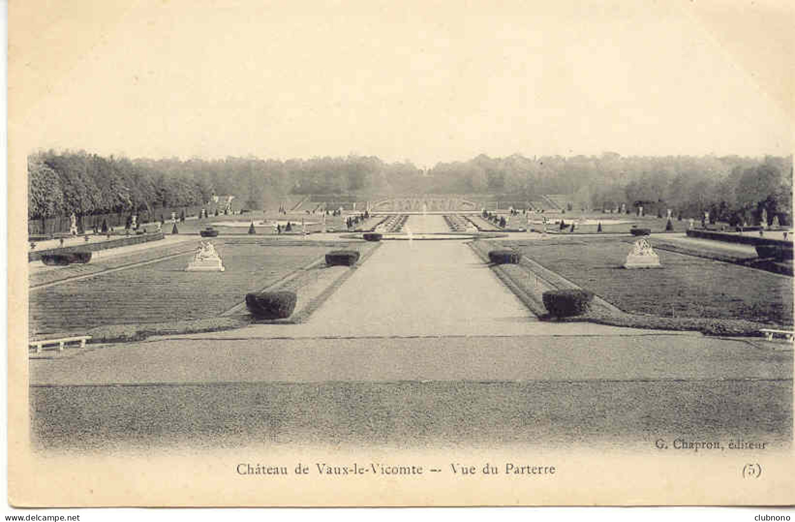 CPA - VAUX LE VICOMTE - LE CHATEAU -  VUE DU PARTERRE (CLICHE PEU COMMUN) - Vaux Le Vicomte