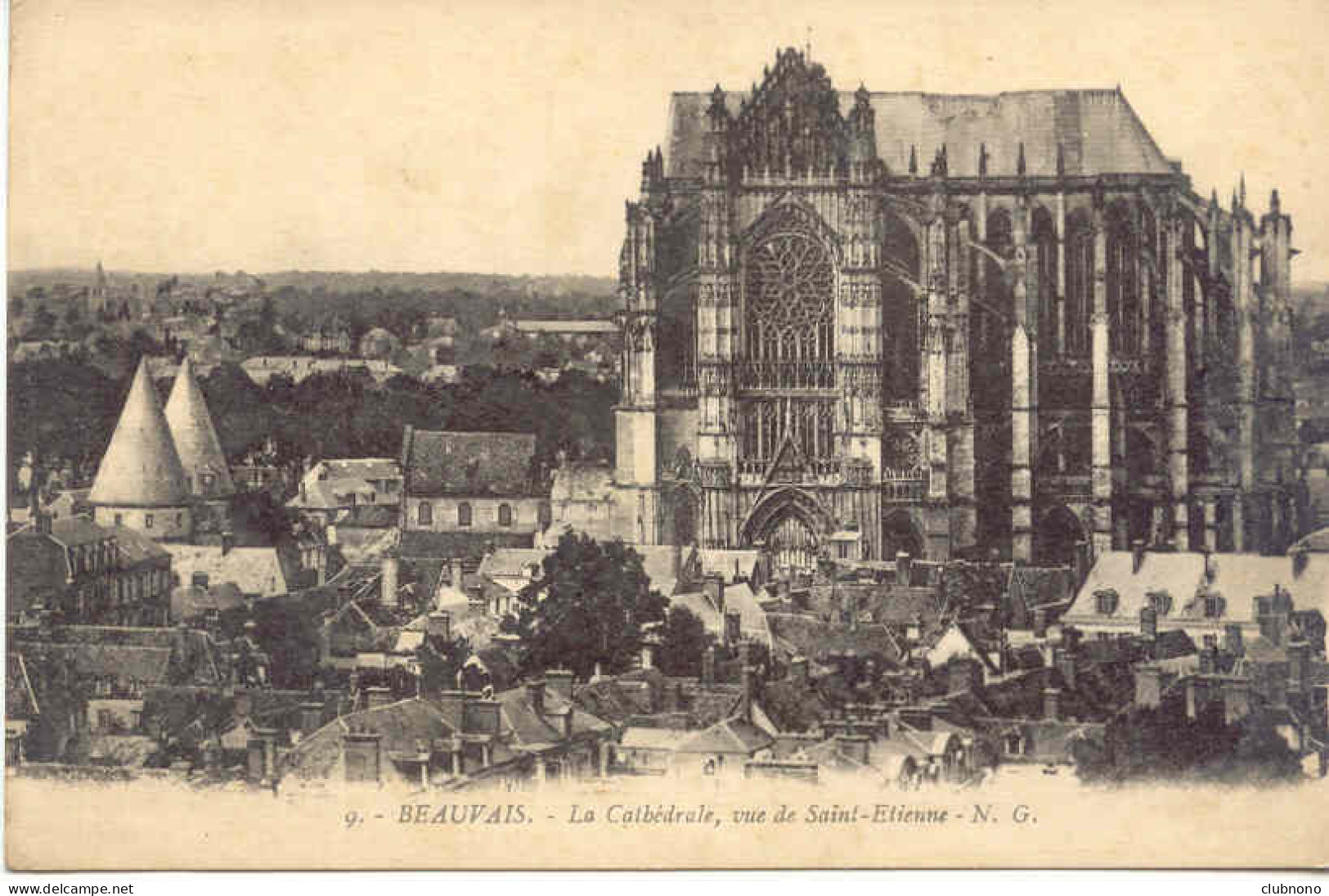 CPA - BEAUVAIS - LA CATHEDRALE, VUE DE SAINT ETIENNE - Beauvais