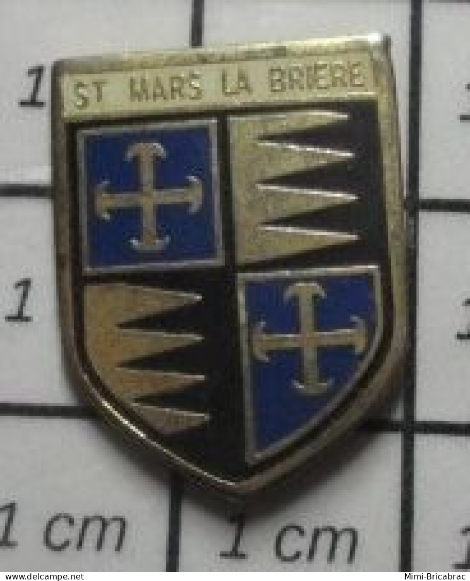 3417 Pin's Pins / Beau Et Rare / VILLES / BLASON ECUSSON ARMOIRIES ST MARS LA BRIERE - Städte