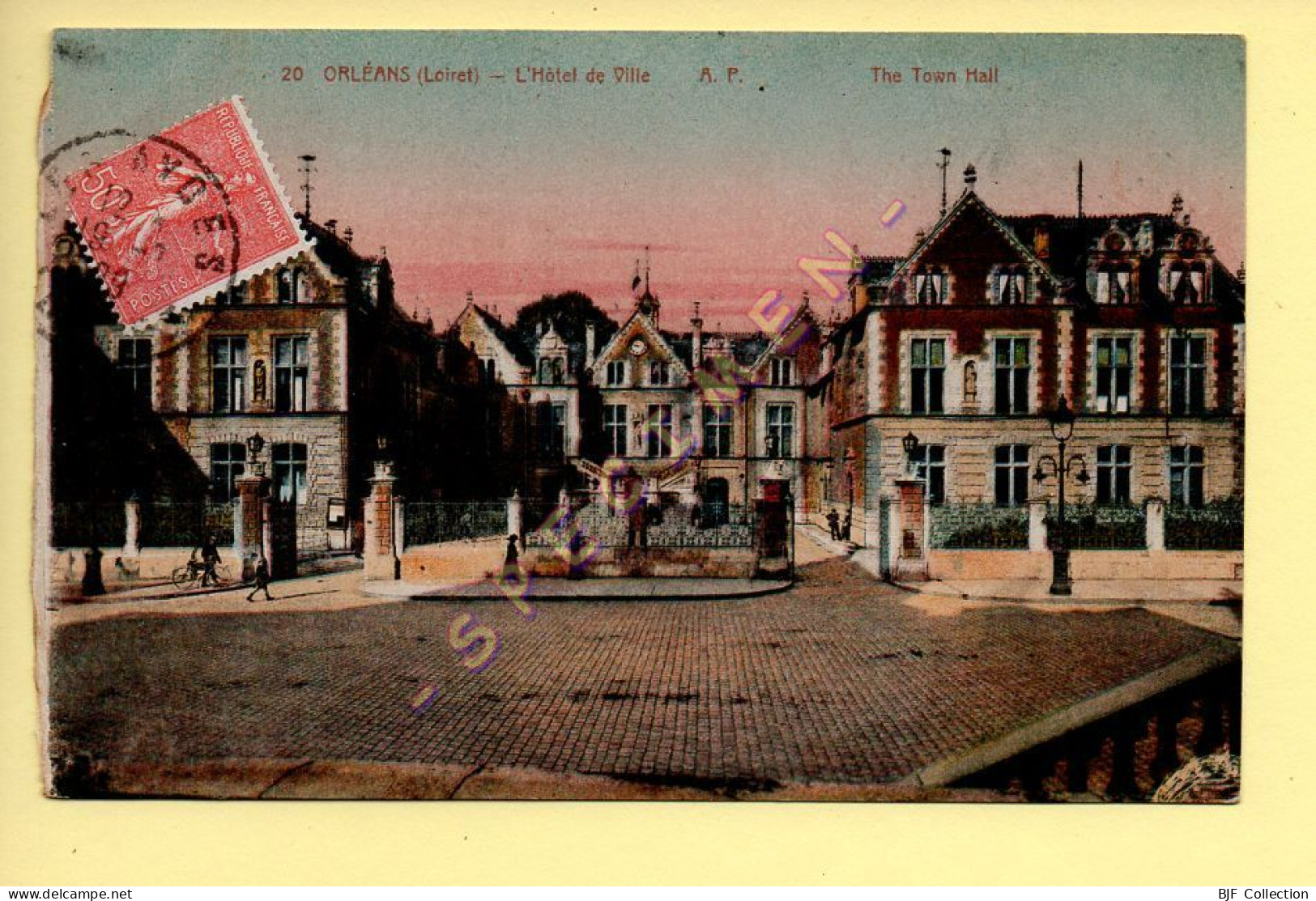 45. ORLEANS - L'Hôtel De Ville (animée) (voir Scan Recto/verso) - Orleans