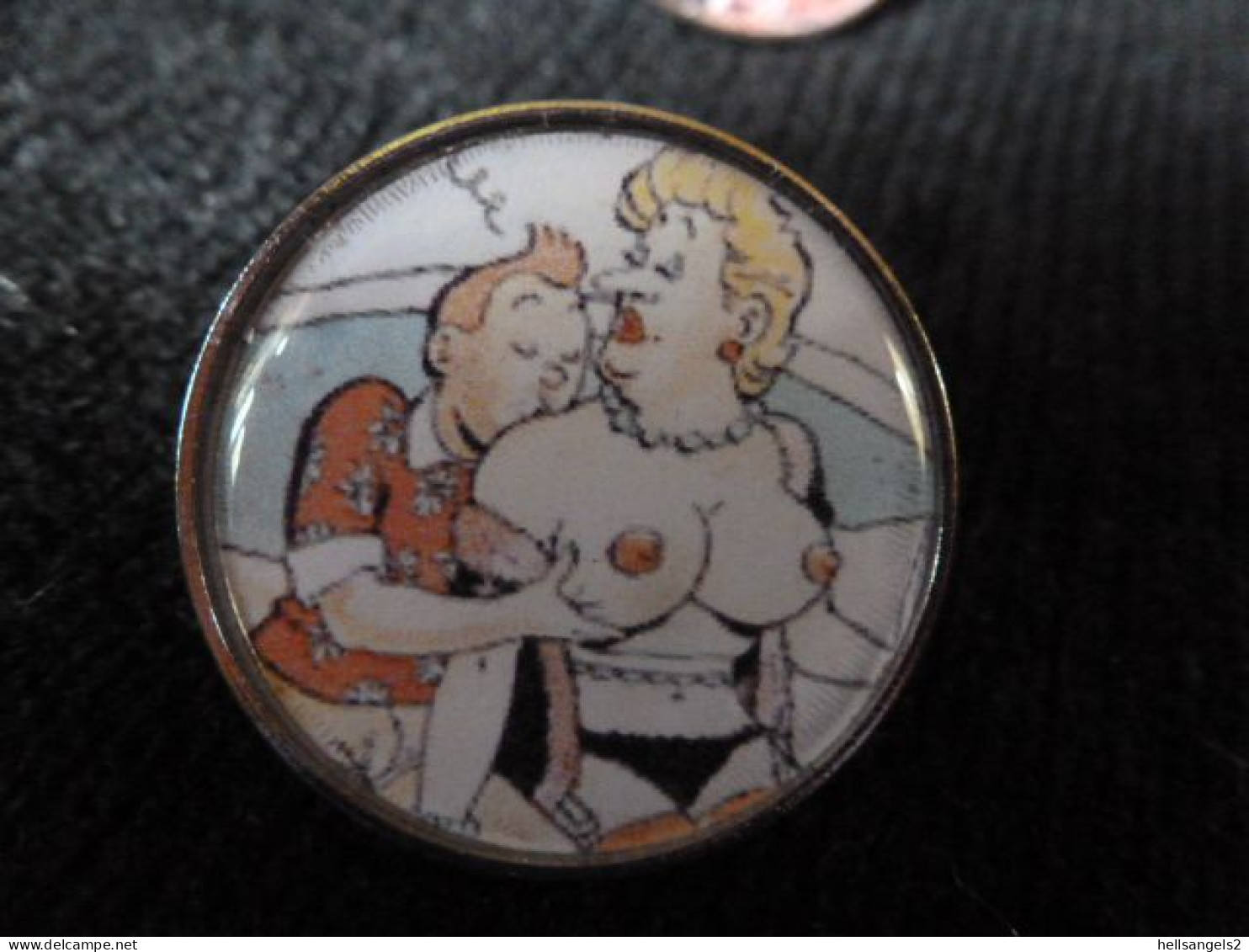 Serie 3 Pins Tintin Humour Fun Sexy Sex Erotique Sexe - Comics