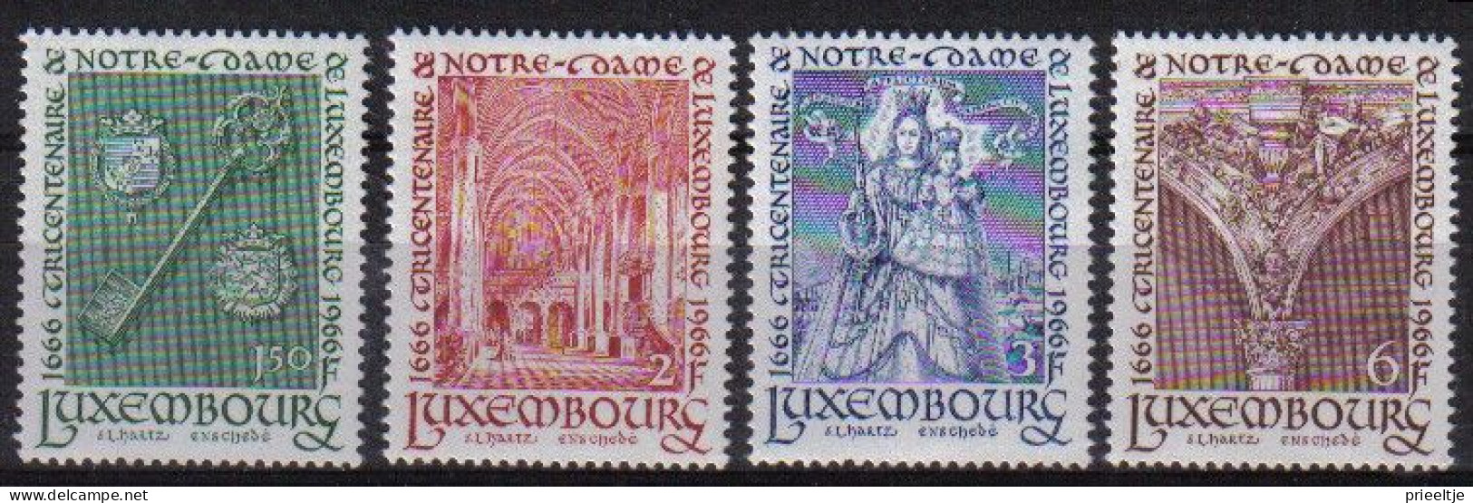 Luxemburg 1966 Notre Dame Tricentenary Y.T. 680/683 ** - Nuovi