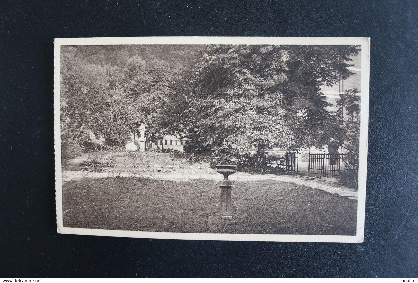 S-C 152 / Liège - Institut Marie-Thérèse - Filles De La Croix.  Le Jardin - Liege