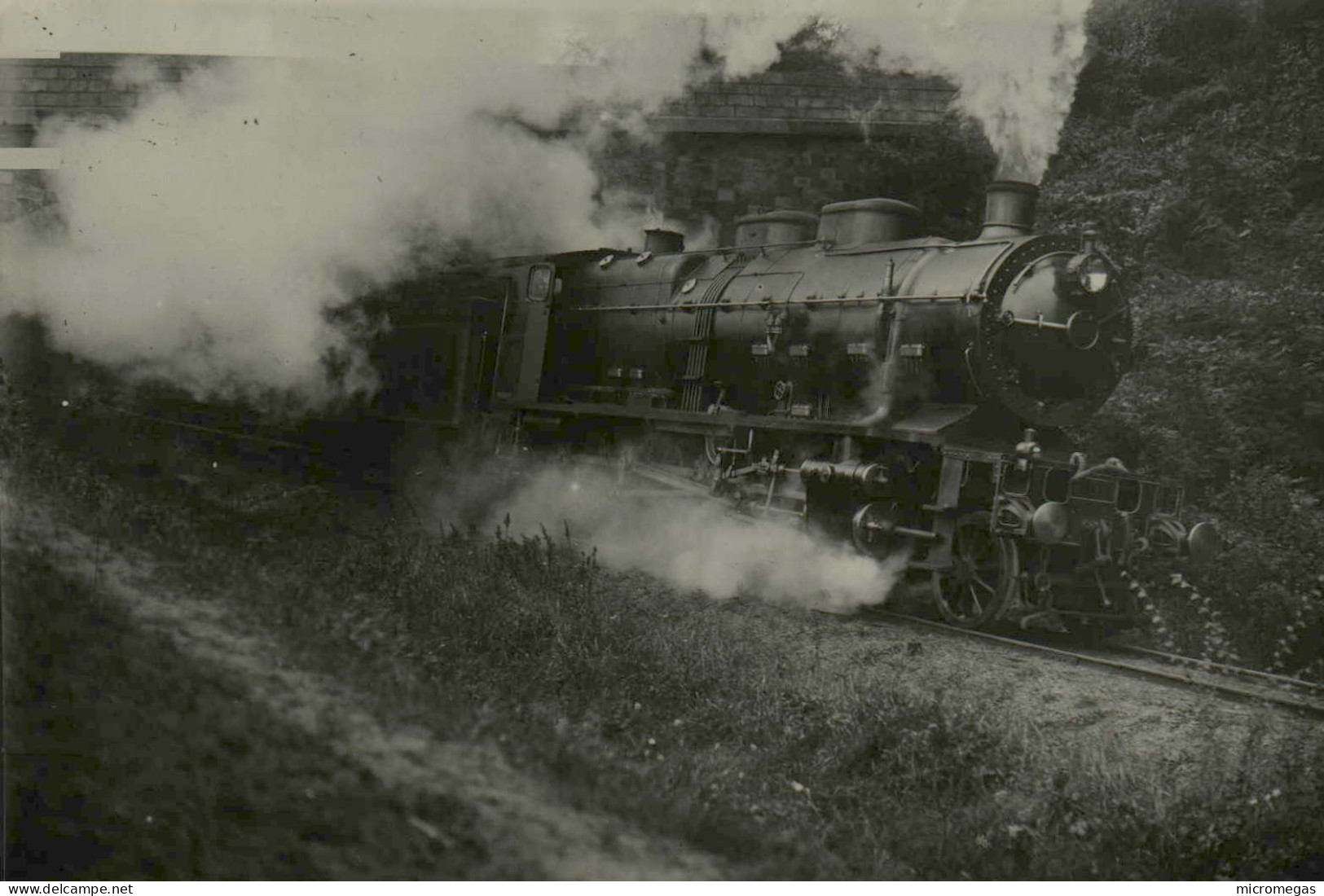 Reproduction - Locomotive à Identifier - Petit Manque D'angle - Trains