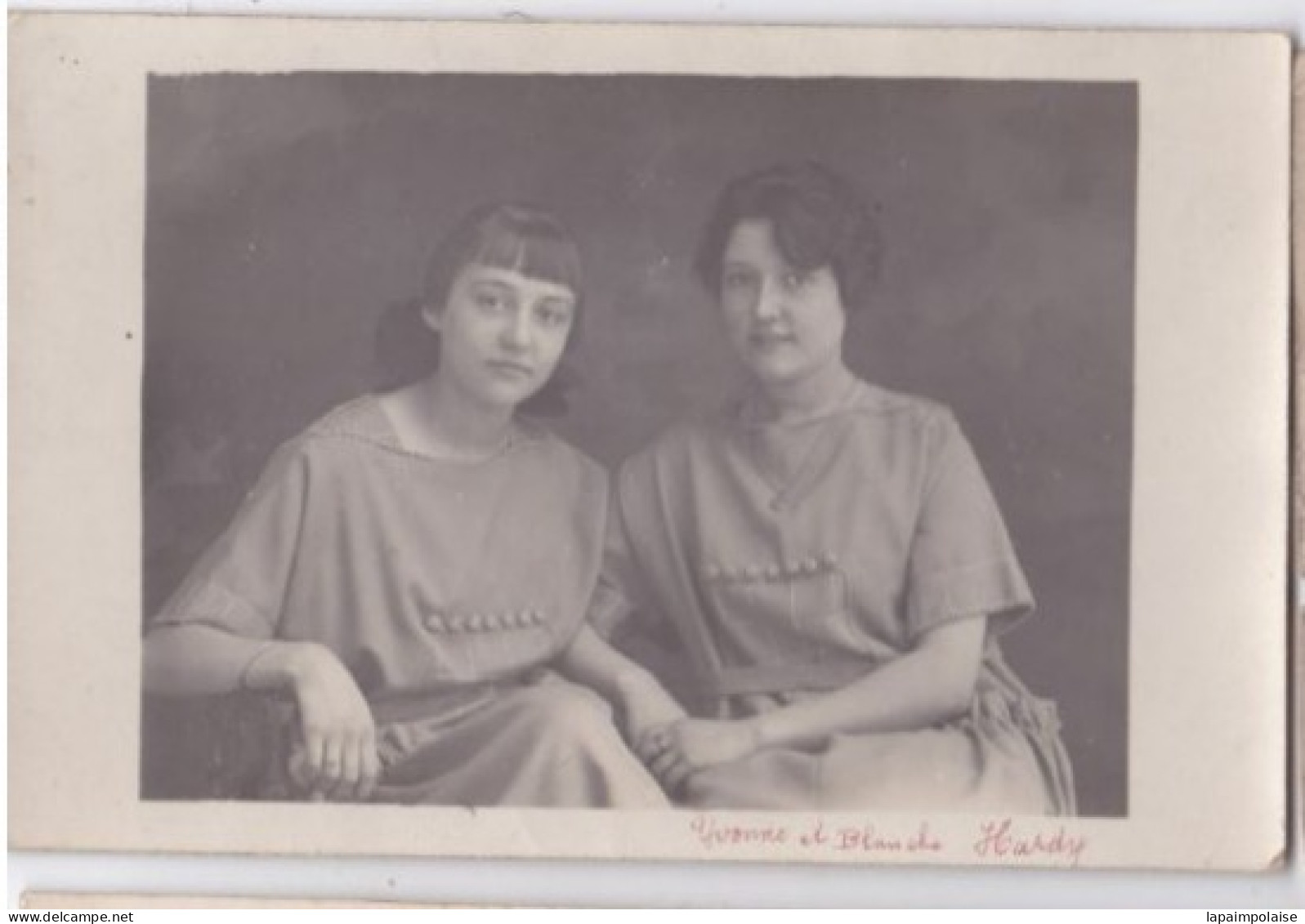 Carte Photo 1920 Portrait De Yvonne Et Blanche Hardy  Réf 29977 - Personnes Anonymes