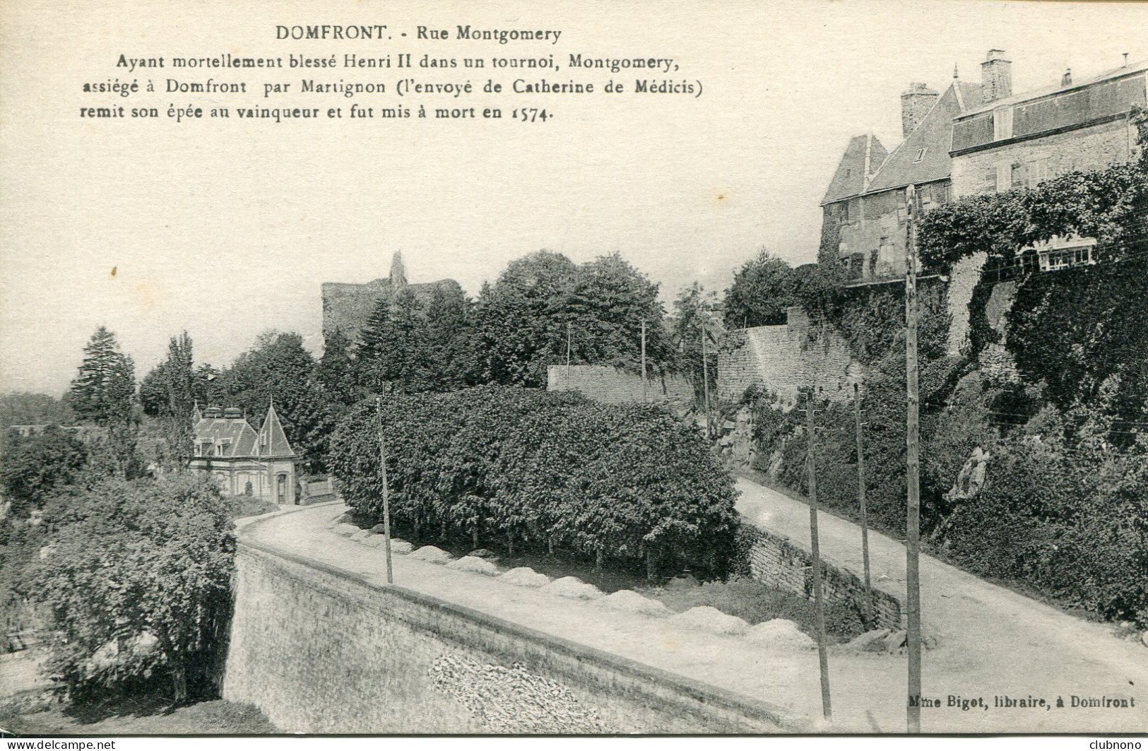 CPA -  DOMFRONT - RUE MONTGOMERY - Domfront