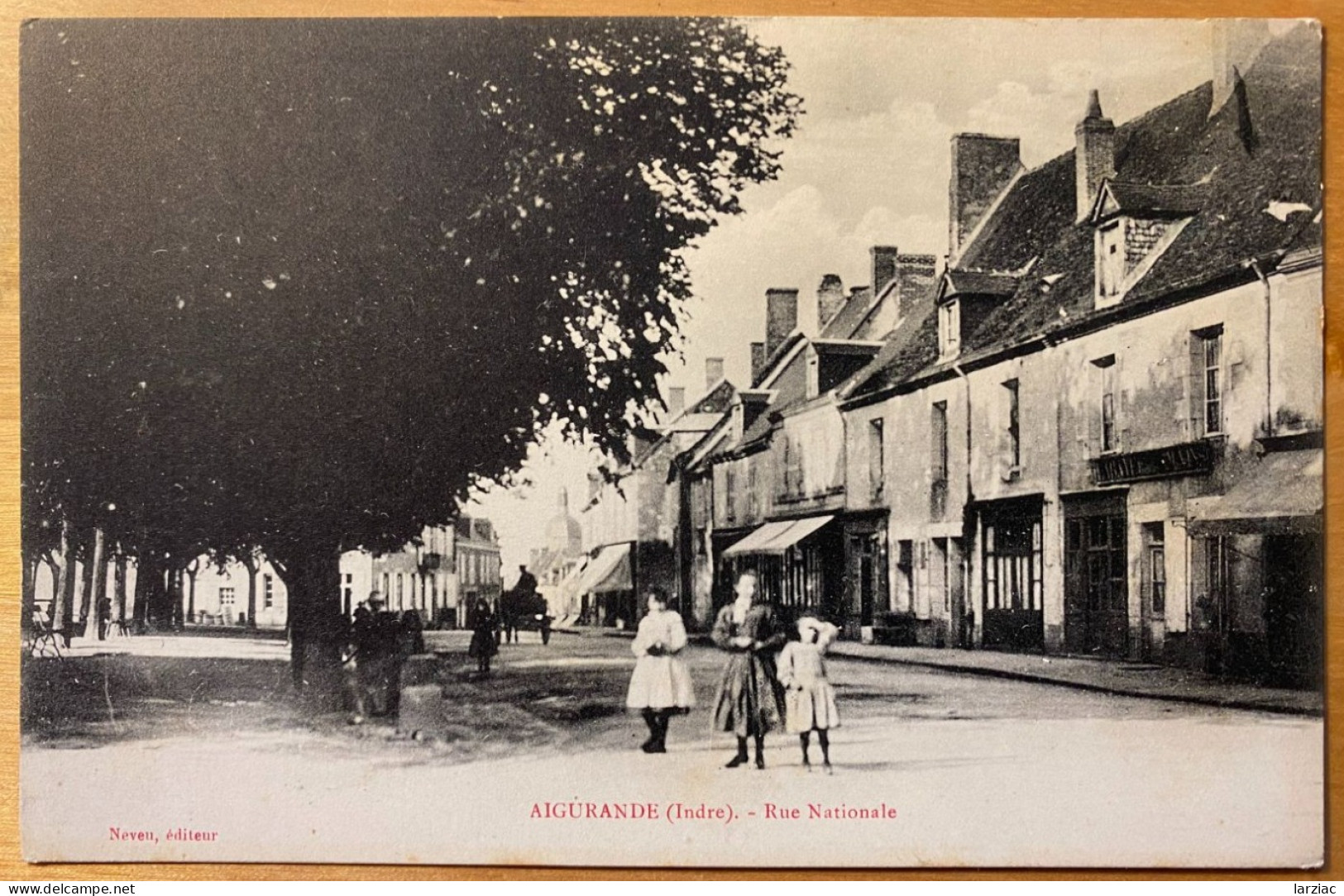 Carte Postale Ancienne Aigurande (36) Rue Nationale Animée - Other & Unclassified