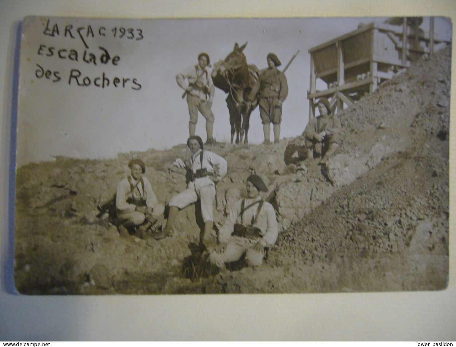 Carte-photo  Chasseurs Alpins     Larzac 1933  (photo Chauchard, Rodez) - Régiments