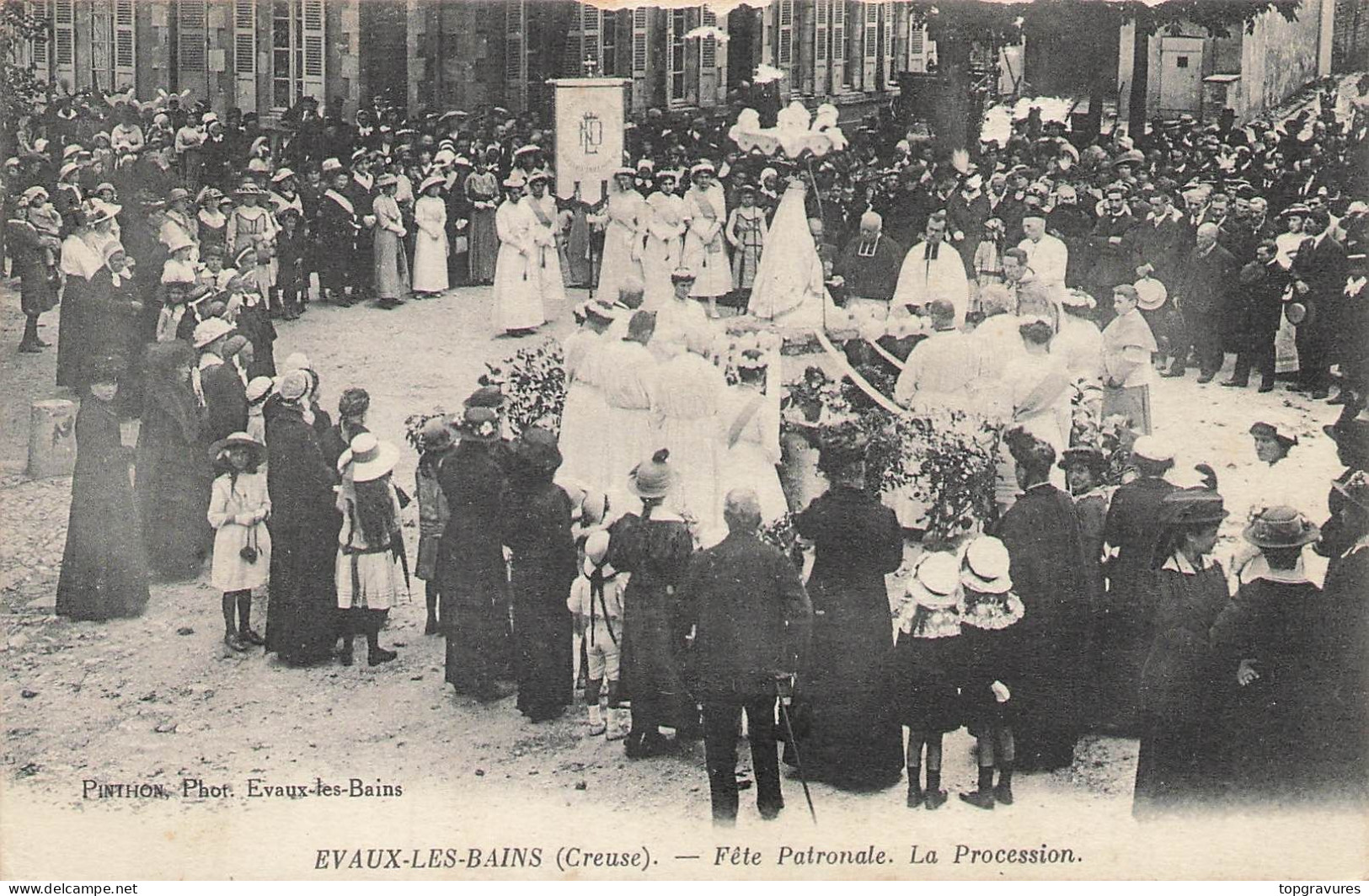 23. EVAUX LES BAINS. CPA. RARETÉ. FÊTE PATRONALE. - Evaux Les Bains