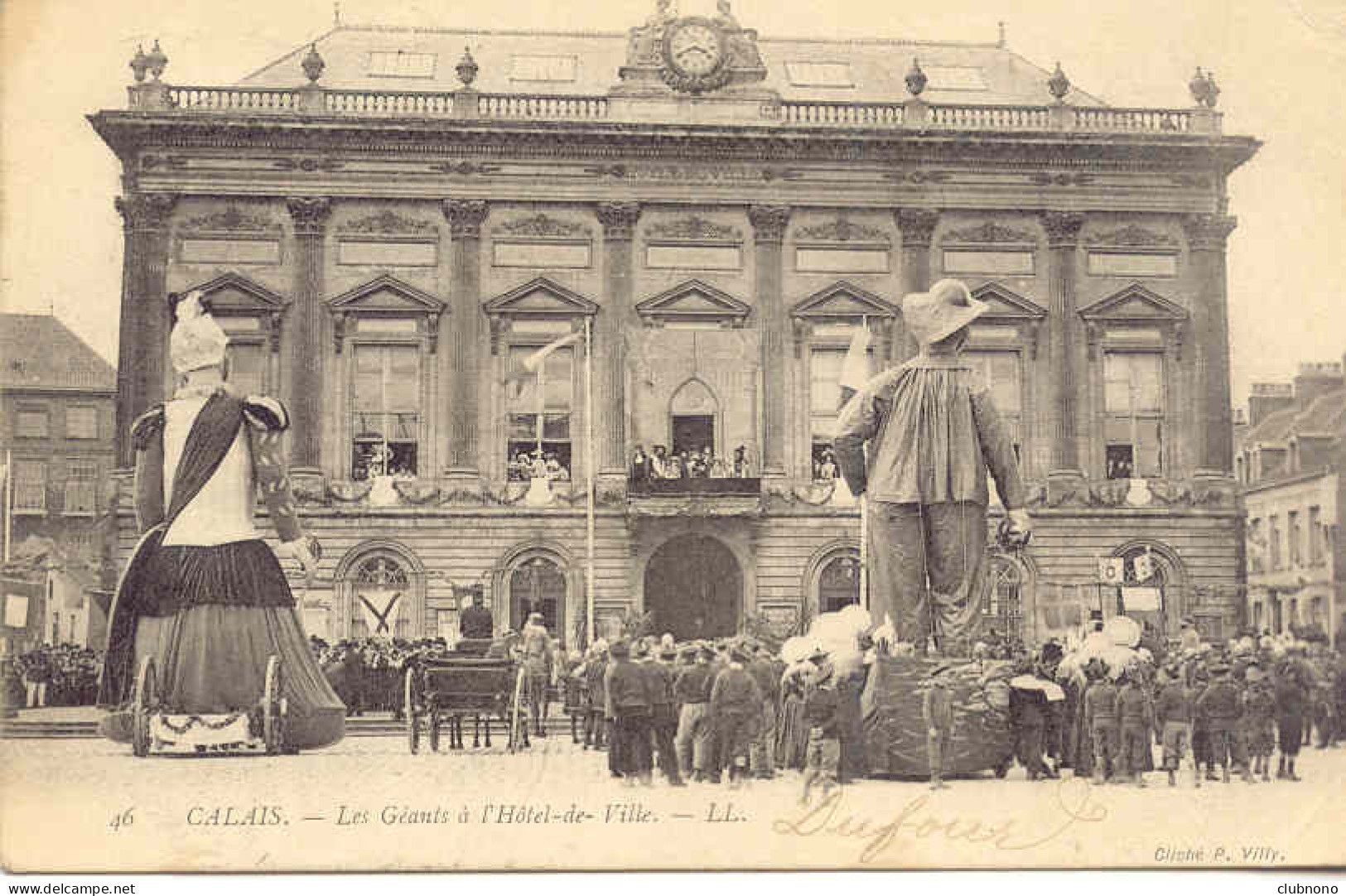 CPA - CALAIS - LES GEANTS DE L'HOTEL DE VILLE (TRES ANIME) - Calais